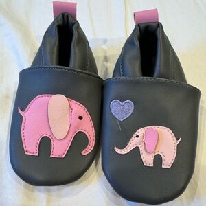 Adorable Gray Baby Shoes with Pink Elephant Design